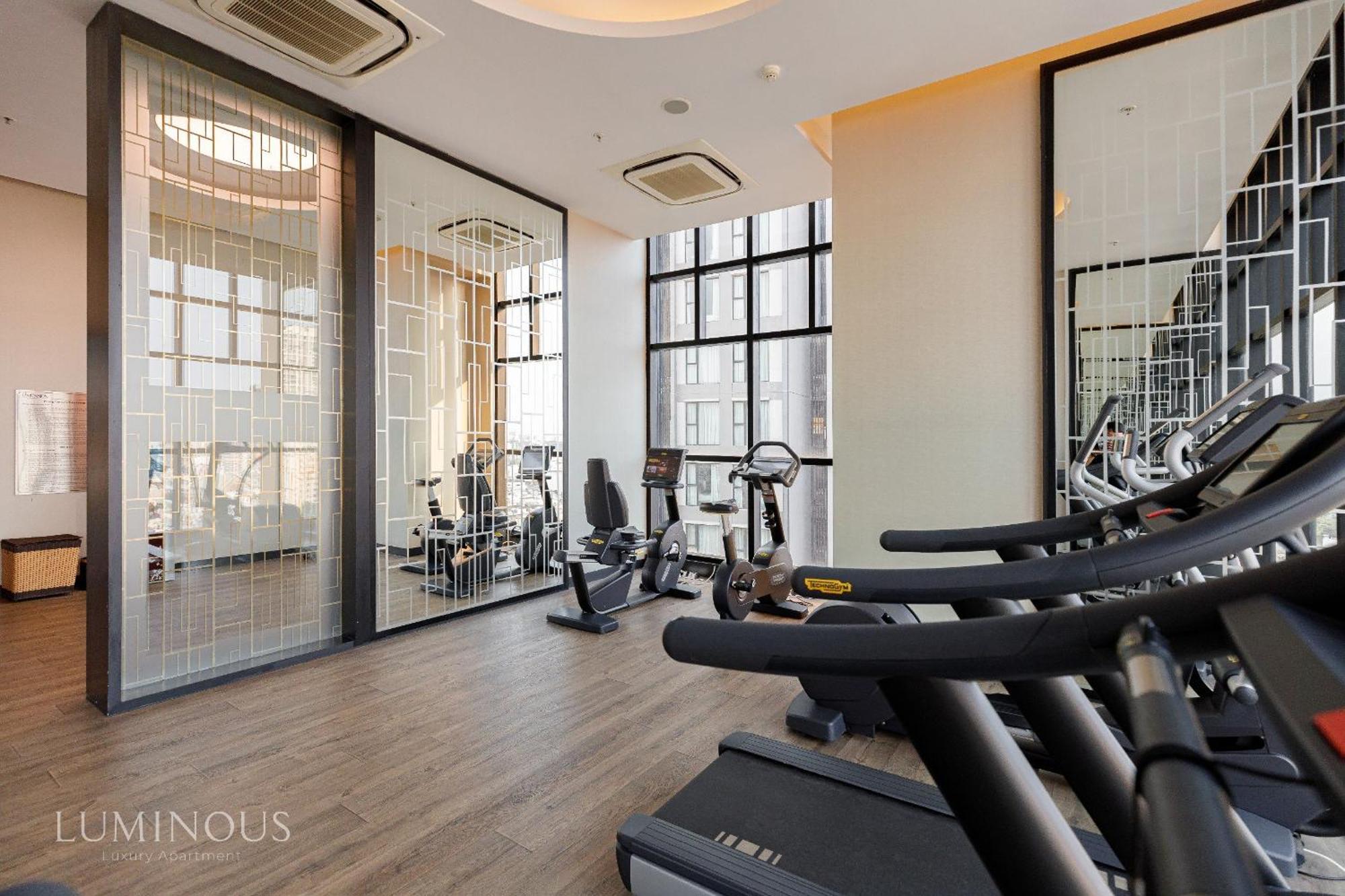 Exclusive 2-3 Bedroom Apartment In District 1 Free Pool Gym Sauna Хошимін Екстер'єр фото