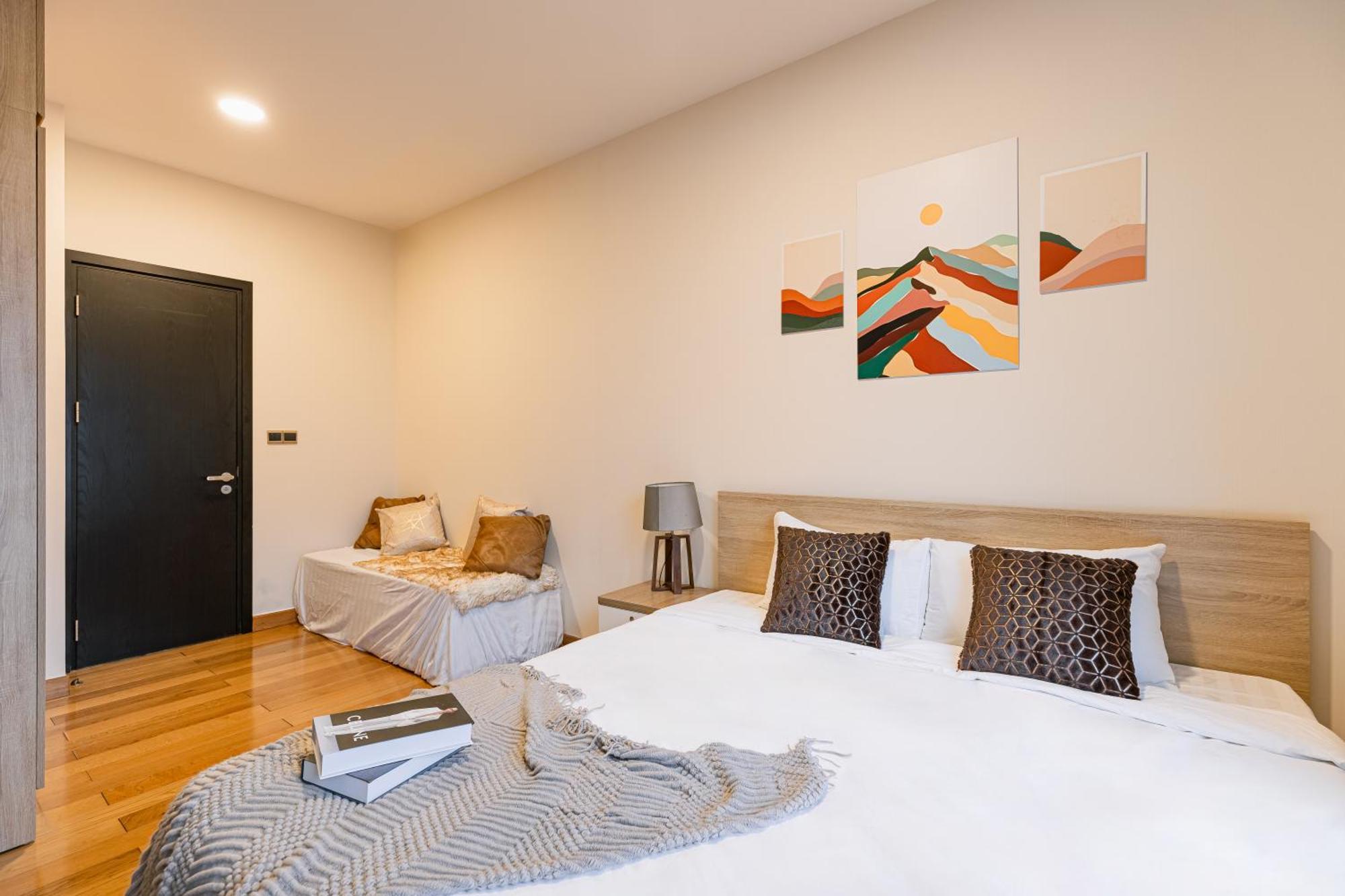 Exclusive 2-3 Bedroom Apartment In District 1 Free Pool Gym Sauna Хошимін Екстер'єр фото
