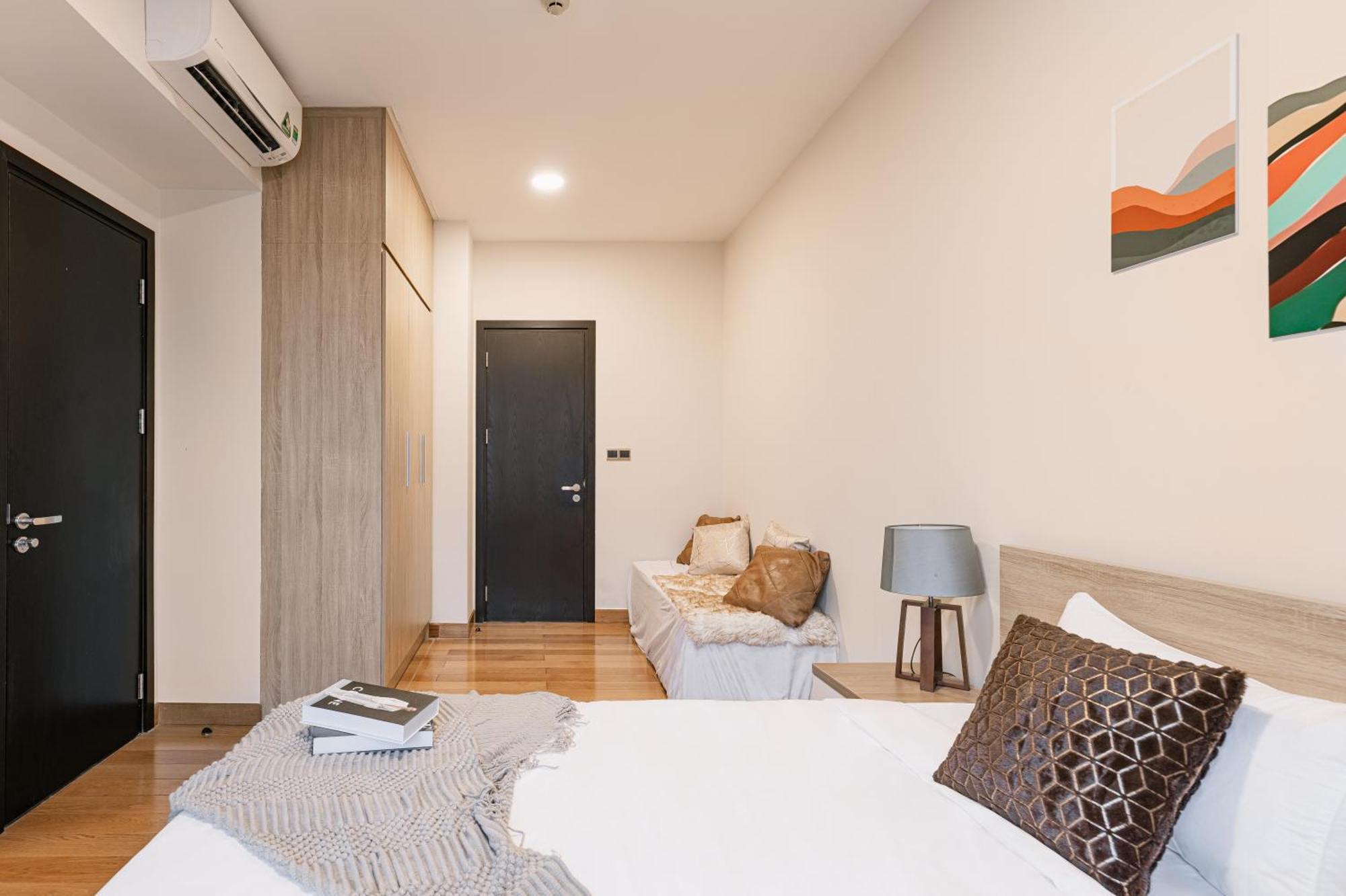 Exclusive 2-3 Bedroom Apartment In District 1 Free Pool Gym Sauna Хошимін Екстер'єр фото